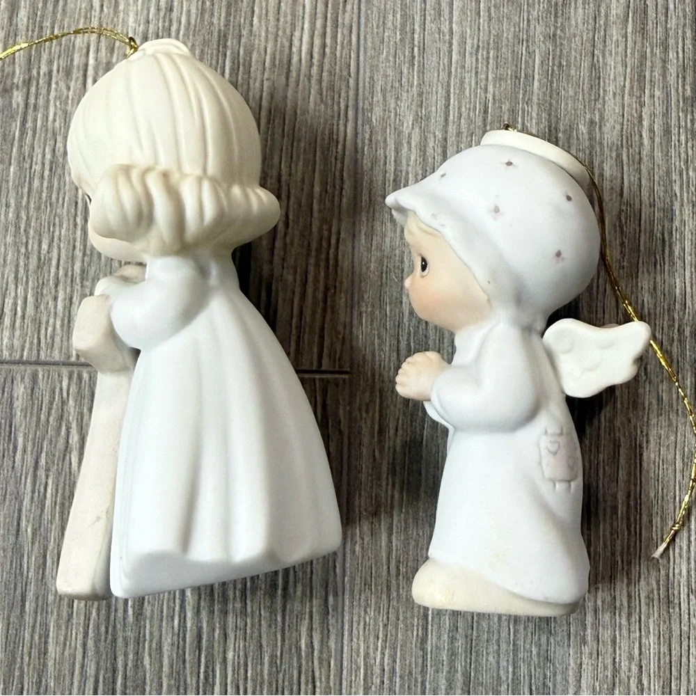 Vtg Precious Moments Old Rugged Cross & First Noel Ornaments Lot of 2 - Picture 7 of 9